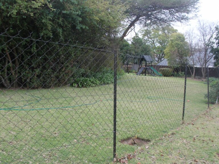 Diamond Mesh Fencing