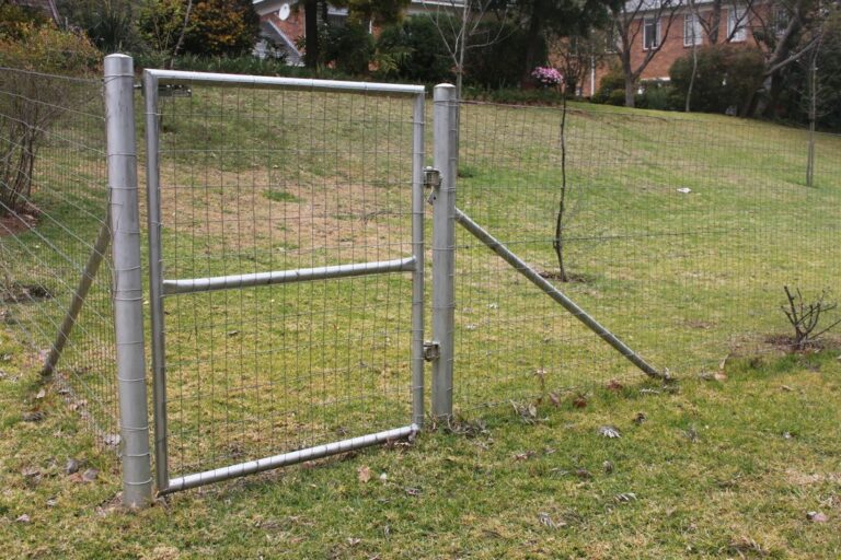 Single Pedestrian Weld Mesh Gate