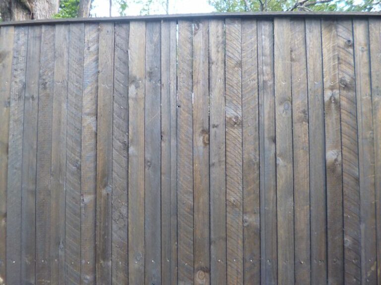Wooden Fence-Capping
